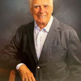 4knRLljg6dFlYEE0F8IFqxEs7TzrFWX6xHZMgejN