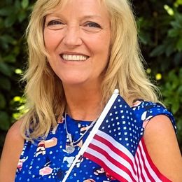 Photo of Lindsay Brewer Papke, obituary