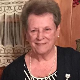 4lmluSg2PjAFScvHmWXkUtjVp69NwXaizN8tUQja