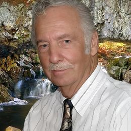 yFx2b43N4PP998IVZQPEsREXErQYzeWwCeGiLflo