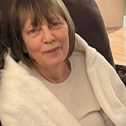 OFTmhzaByKPECFWg0Bbc4SYmXGWEJBhT2pbsv2hI