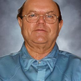 hpOgIiNmBnQKnIqjScaj1f0UrHueLMyMAutWRmJb