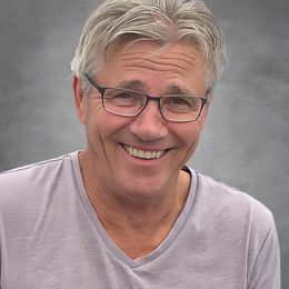 ENmM4CHRXDH9MQ9W8X98QXTt3saV9CQjxcXWSW86