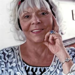 ZZtJcYnSOXexO5vDvEmd9F4V4lGL2gpdc23w2bF5