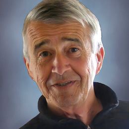 q5q30p77WA6EY6Znbd4pRozhqUpCQCnXiK9znUY9