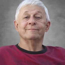 tj5Ny5L6v44r2QQfGfqm3GwgpGEd4TDbm7AzaSvX