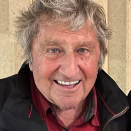 WUm3xxBoWZ7E0lQ5HiIKo4PlVudVWdZu0COXYBhH