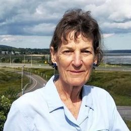 Photo of Arlette Bezeau, obituary in Québec