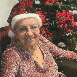 Photo of Marie Pouliot, obituary in Gaspé