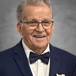 Qdj7MzWQU8Q6D1gLB2FfIguPjTts6R5P0WypZCY4