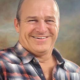 uYaQZLPD7EqzMR0GXFIOITwjoqxCJ97RJDS7rFDt