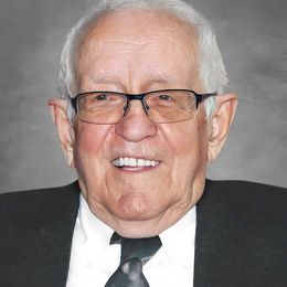 qi30YAEVT49lF0uNTZ8hNZ0KIiRy62ZaPebasKbR