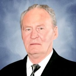 qSyzBS6pWN8JQzxeZZ3hZV6Kev8DnEJwfGacLrQX