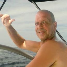 SL7dHHQRK5oqLO7JC4grRhXNUBtUruWHwTvkKnOM