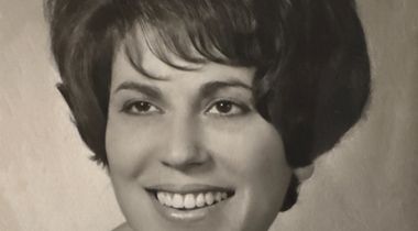 Gloria Simons (née Lifshitz)