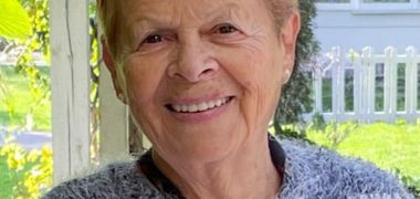 Yvonne Aubé