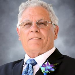 z5KYfWOth3aXa6UGeVe4ixs56WUACAFbrLdj8b19