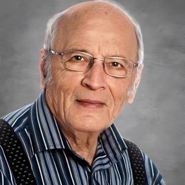 70nH52tl8iM5Ttiu54dUdPZaGOochHcO7NZlDd8c