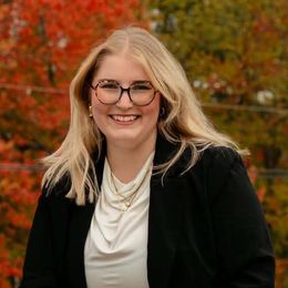 Photo of Amy Messier, obituary in Windsor