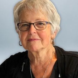 Photo de Louisette Vigneault, avis de décès à Saint-Christophe-d'Arthabaska