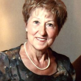 Photo of Marielle Desharnais Dubé, obituary in Victoriaville