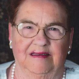 Photo of Antoinette Breton Perron, obituary in Coaticook