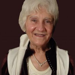 Photo of Louise Giroux Chrétien, obituary in Québec