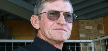 Wayne E Lobberecht