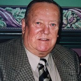 AX4aTdTFUtfxErHcsGOwVuT8HYHkDMYbLsnzuaUx