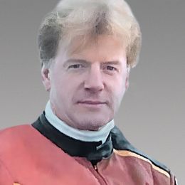 mrpfYzrU78n3xCaVcBswJTTnGnX4jUo8RwzBl8li