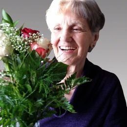 ejrHSJPAn1sR1bh1tn0vWfC9Eecf0sb9Rmn8dHqL