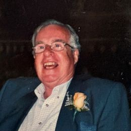 Photo of Robert E Arsenault, obituary in Saint-Henri