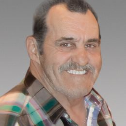 1LsgPoe4ryNhj5GRMWxetoo9zzOZTfxPMa32yRPZ