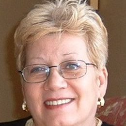 hLlU9dWNu838Zn4U9vqxNRZLs070OvOv6rT8M5eX