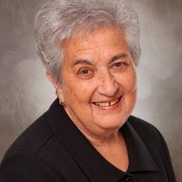Photo of Lorette Petit (née Dutil), obituary in Granby