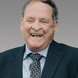 b1jN1jXXodxcBoNiHfW60nObF9OmVG216cwu5RVK