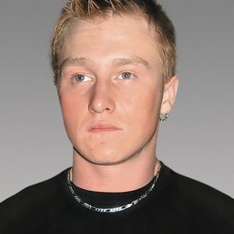 7jAsEDb6OhixVt4ExeOgEBiPfcOvIwvLt4r1Z2vV