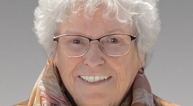 Jovette Ouellet (Dion)