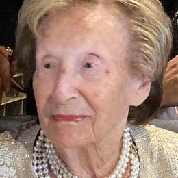 Photo of Rachel Teicher (née Zilberman), obituary in Beaconsfield