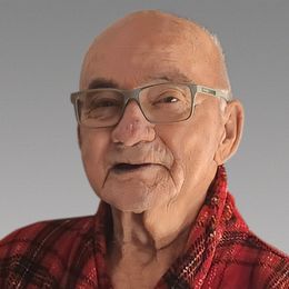 vwM114SjGyxpfMEhbqXFFtcaoJiJuLP3DJEuQfQO