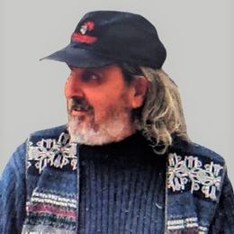 OmDwWqdVgEy4PXLjlFHIuC7irxmBJlY5tMgq0cZM