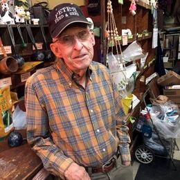 Photo de James "Pete" Edward Sumners, avis de décès