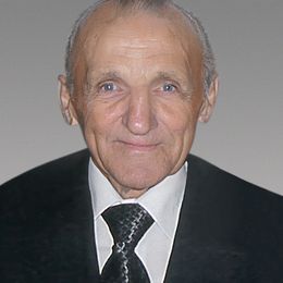 br1FjGiusrGeMhsfK8H7kYexEhdpOKCf6gSfY5SO