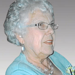 UTpfdBE8m37q9zyo5OYHapiUoOHHeDUXO0m68Eda