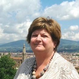 d4dGwTqt79i7R9Fj6akcb3lA14RpLRPJzFSLXMzY