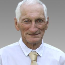 CUvVHgcv61hCBTSZHSsvlDC79DHTfZFyCL4hCd5P