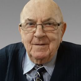 zXmGDXqOSQAd2mUKgt46gTNrWiYz1dzFY3psd3Nx