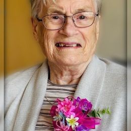 Photo de Dorothy Margaret Myers, avis de décès