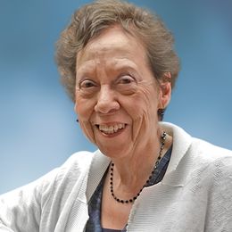 lbR5I5Cze38wHF53rVdlK1bt3m1awvSHIzosnIKg