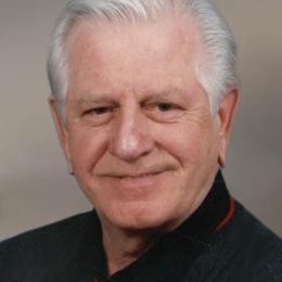 Photo of Marcel Dubois, obituary in Larouche